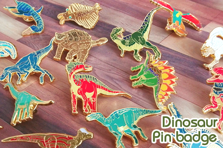 ダイナソーピンバッジ